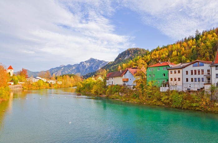 Lech floden der løber forbi Füssen, Sydtyskland