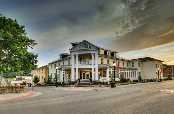 The Inn at Wise, Hotel Front