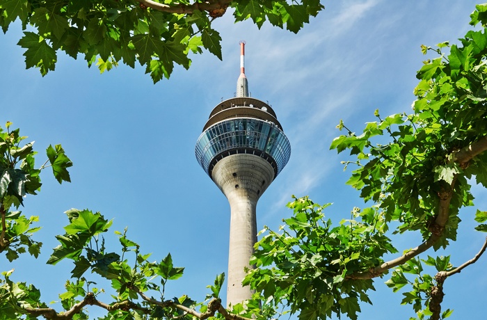 TV tårnet Rheinturm i Düsseldorf, Tyskland