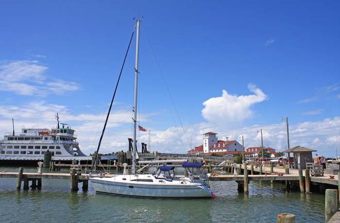 Okracoke harbour i den sydligste del af Outer Banks i North Carolina, USA