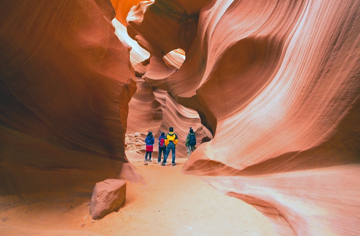 Rejsende i Antelope Canyon i Arizona, USA