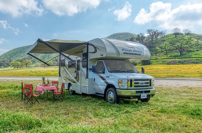 Road Bear autocamper C23-23 Type M - USA