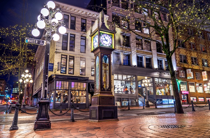 Vancouvers ældste bydel Gastown og uret der drives af en dampmanskine - Canada