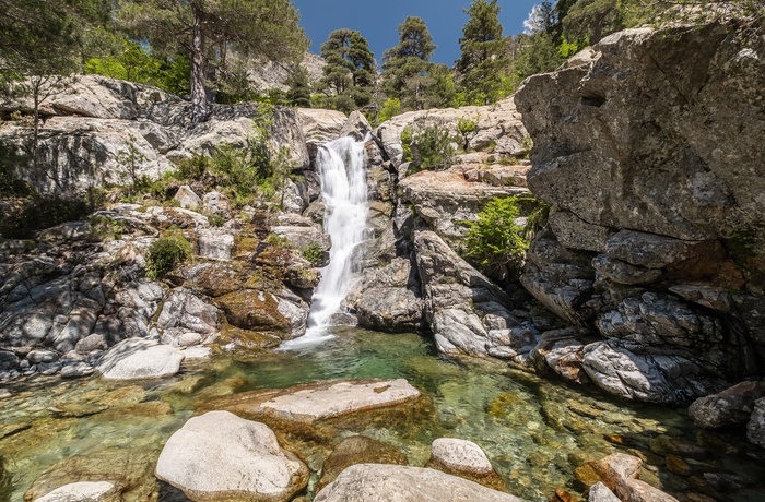 Vandfaldet Cascades des Anglais på Korsika i Frankrig