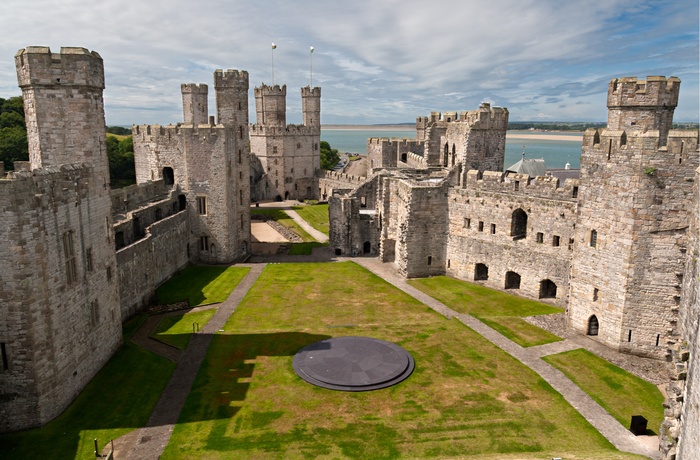 Caernarfon Castle i Wales er meget velholdt