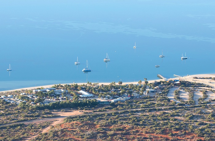 Luftfoto af Monkey Mia, Shark Bay i Western Australia