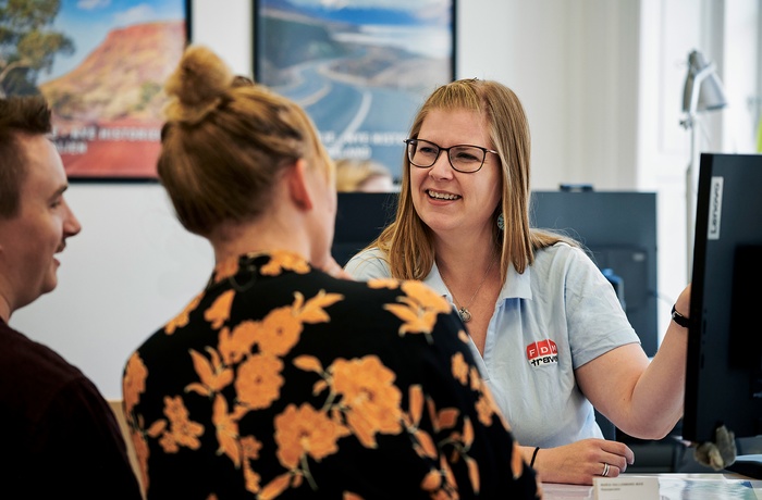 FDM travel besøg vores butik i Odense