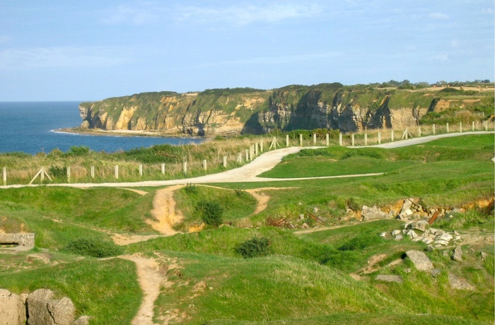 Bombekraterne på Pointe du Hoc i Normandiet 