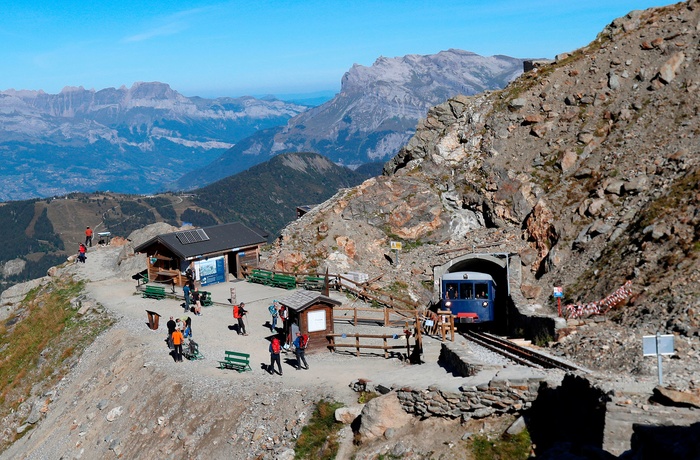 Saint-Gervais-les-Bains ved Mont-Blanc - bjergbanen op til Nid d'Aigle