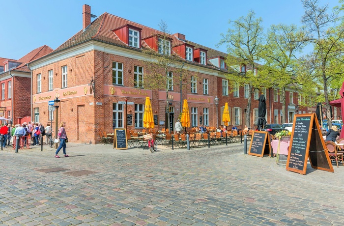 Holländisches Viertel med 134 røde teglstenshuse, Potsdam i Brandenburg, Tyskland