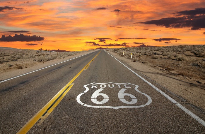 14_HI_Route_66_Mojave_desert_1.jpg