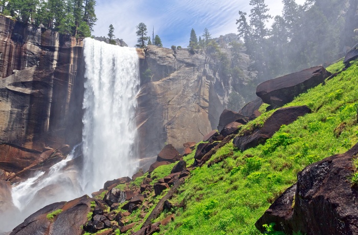 14_HI_Vernal_Fall_Yosemite National Park_2.jpg