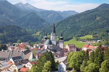 Udsigt til byen Mariazell, Østrig