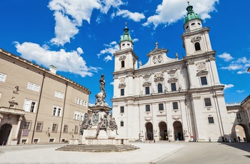 Domkirken på Domplatz i Salzburg, Østrig