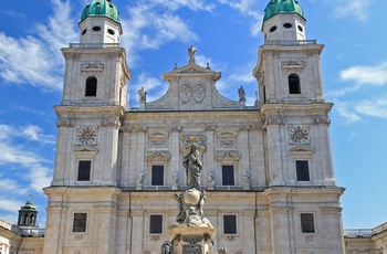 Domkirken på Domplatz i Salzburg, Østrig