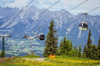 Kabelbane i Planai bjergene nær Schladming, Østrig