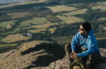 Udsigt fra De Syv Søstre, Norge - Foto Emil Solie Brixton Frames VisitHelgeland