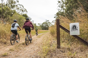 Tag på cykelture udenfor Gladstone, Queensland - Foto og copyright: Tourism and Events Queensland