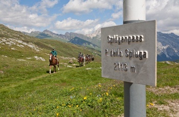 Til hest ved Via Spluga, før bjergpasset, Schweiz