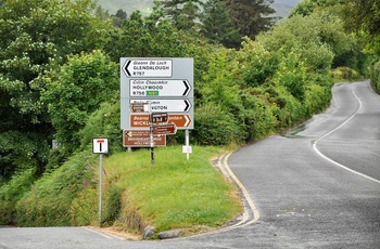 Skilte nær Glendalough