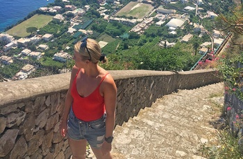 Anne Pedersen i på Capri - rejsespecialist i Aarhus