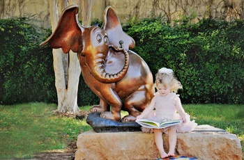 Adamson-Spalding Storybook Garden i Abilene, Texas - ©Steve Butman Photography