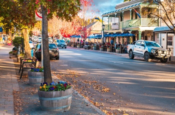 Hovedgaden med spisesteder i byen Hahndorf, Adelaide Hills - South Australia