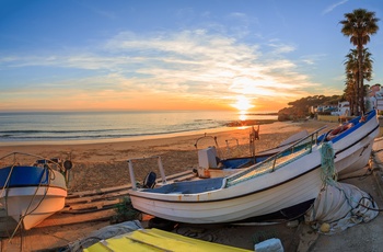 Solnedgang fra stranden i Albufeira - Algarve og det sydlige Portugal