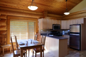 Alpine Meadows Resort, Couples Chalet Inside