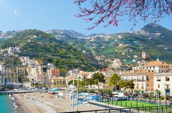 Kystbyen Minori på Amalfikysten, Italien