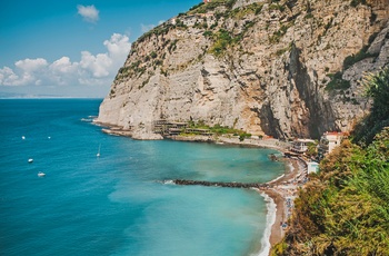 Lille strand på Sorrento halvøen, Amalfikysten