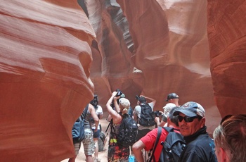 Rejsende i Antelope Canyon i Arizona, USA