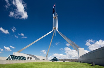 Parlamentet i Canberra - spændende arkitektur - Australien