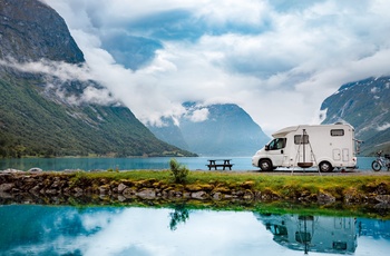 Autocamper ved fjorde og fjelde i Norge