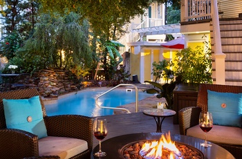 Azalia Inn and Villas, Backyard and View
