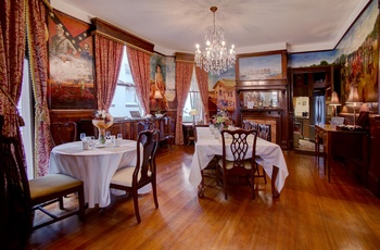 Azalia Inn and Villas, Dining Room