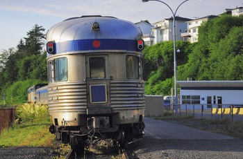 Prince George station og toget (ofte kaldet The Rupert Rocket) British Columbia