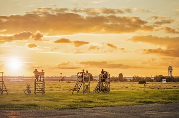 Tempelhofer Feld i Berlin - © VisitBerlin - Foto; Dagmar Schwelle