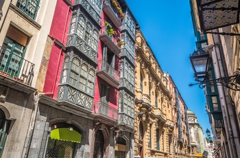 Smuk arkitektur i Bilbaos gamle bydel - Spanien