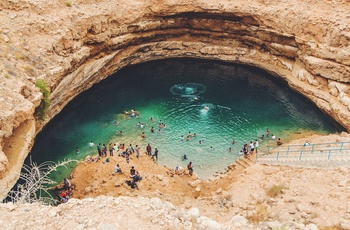 Bimmah Sinkhole i Oman - Foto: Katerina Kerdi, Unsplash