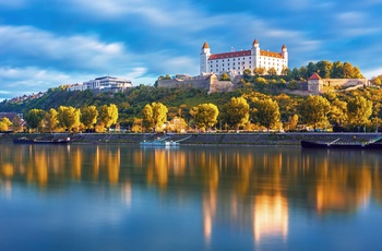 Donaue floden, slottet og Bratislava, Slovakiet