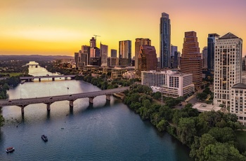 Broer og skyline i Austin