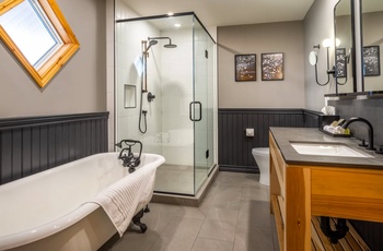 Buffalo Mountain Lodge, Banff i Alberta i det vestlige Canada - Badeværelse