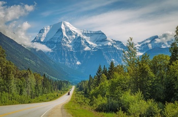 Yellowhead Highway i Mt. Robson Provincial Park - British Columbia