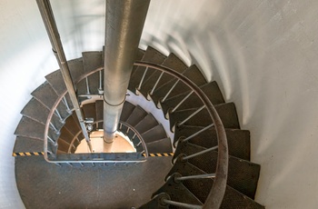 Trappen til toppen af Point Arena Lighthouse, Californien