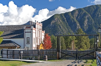 Indgangen til kulturarvsbyen Fort Steele i British Columbia - Canada