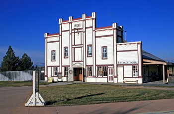 Indgangen til kulturarvsbyen Fort Steele i British Columbia - Canada