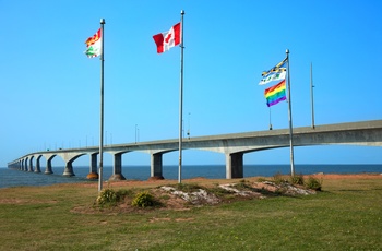 Confederation Bridge mellem mellem New Brunswik og Prince Edward Island - Canada