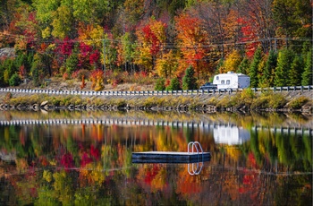 Sø i Algonquin Provincial Park i Ontario 