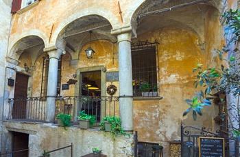 Café og restaurant i Cannobio